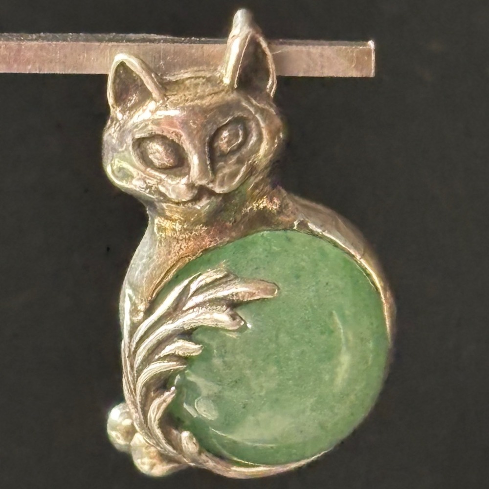 Vtg 925 Sterling Silver Cat Pendant Jade Green Aventurine Quartz Sphere